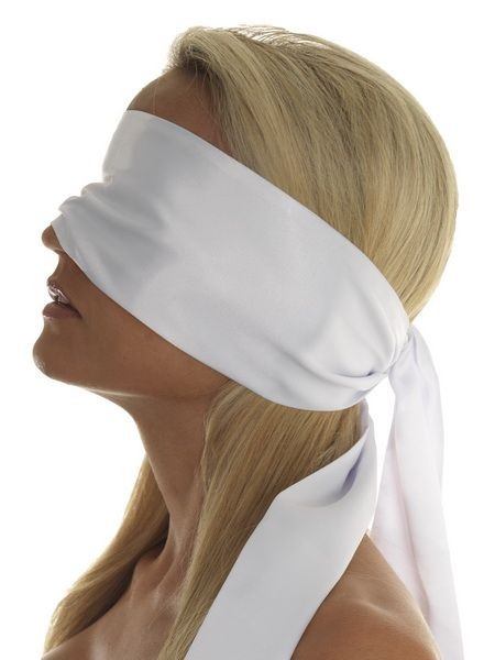 Bondage cloth white
