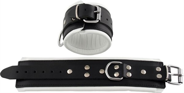 Ankle cuff leather black lined white