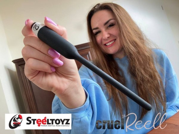 Black dilator with vibration in seven steps