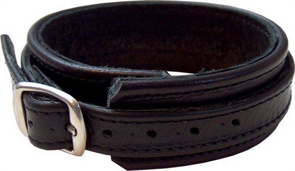 Robust cockstrap with buckle closure Robust cockstrap with buckle closure