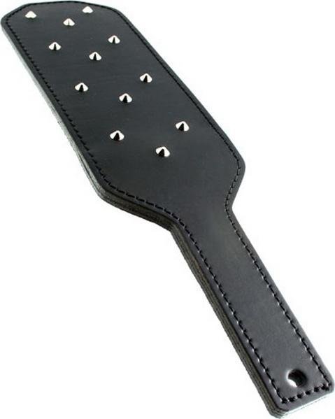 Paddle with studs: BDSM game perfection