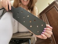 Preview: Large leather paddle with holes: Spanking Deluxe