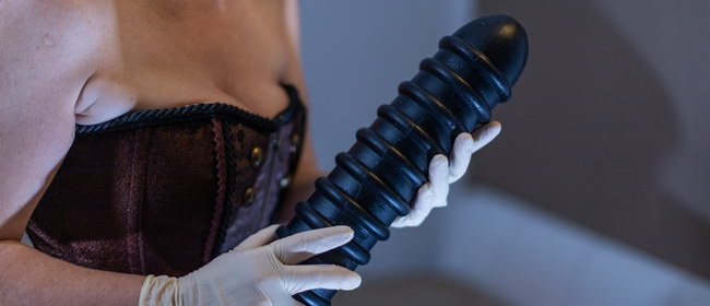 Monster dildo