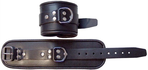 Ankle cuff leather black