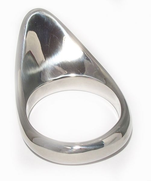Teardrop Cockring: stimulation for man and woman