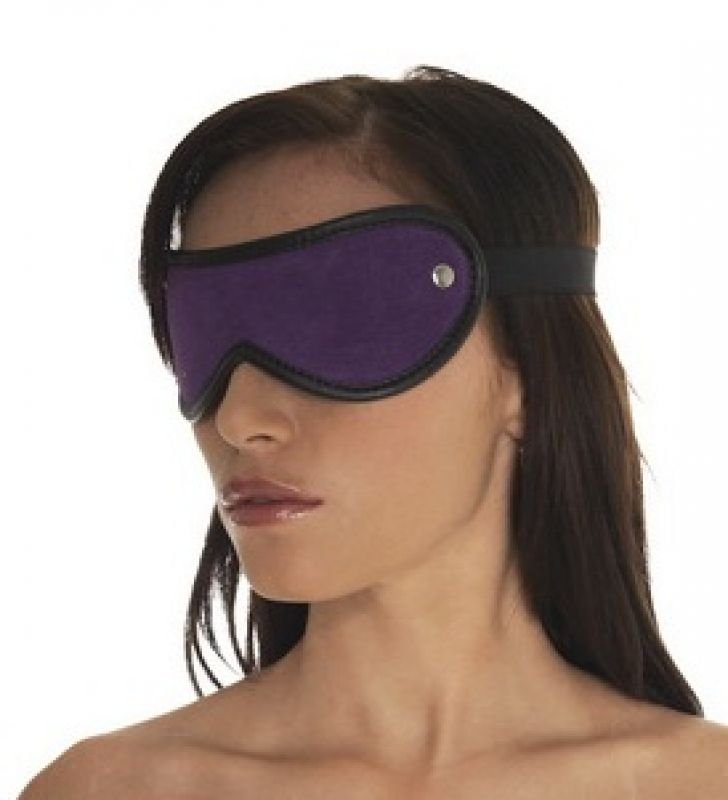 Sensually intensive eye mask for women Sensually intensive eye mask for women