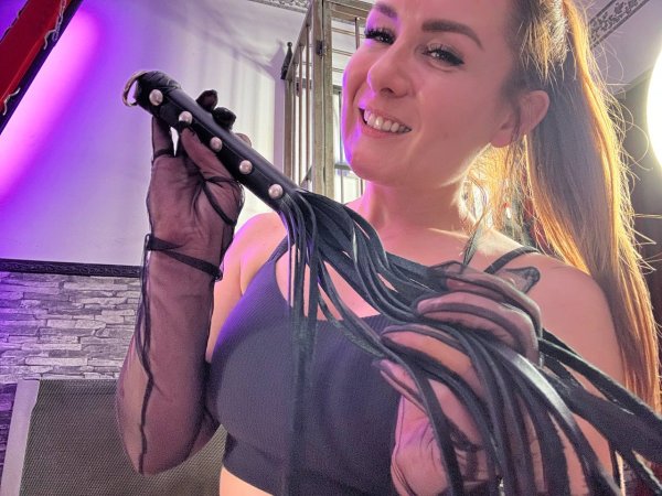 Leather flogger for beginners
